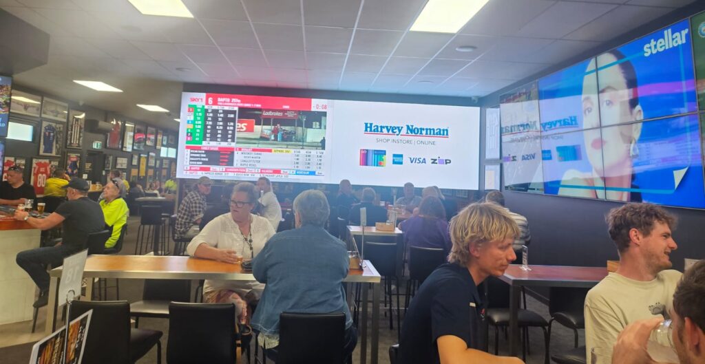 LED Digital Signs to Promote Your Pub or Club